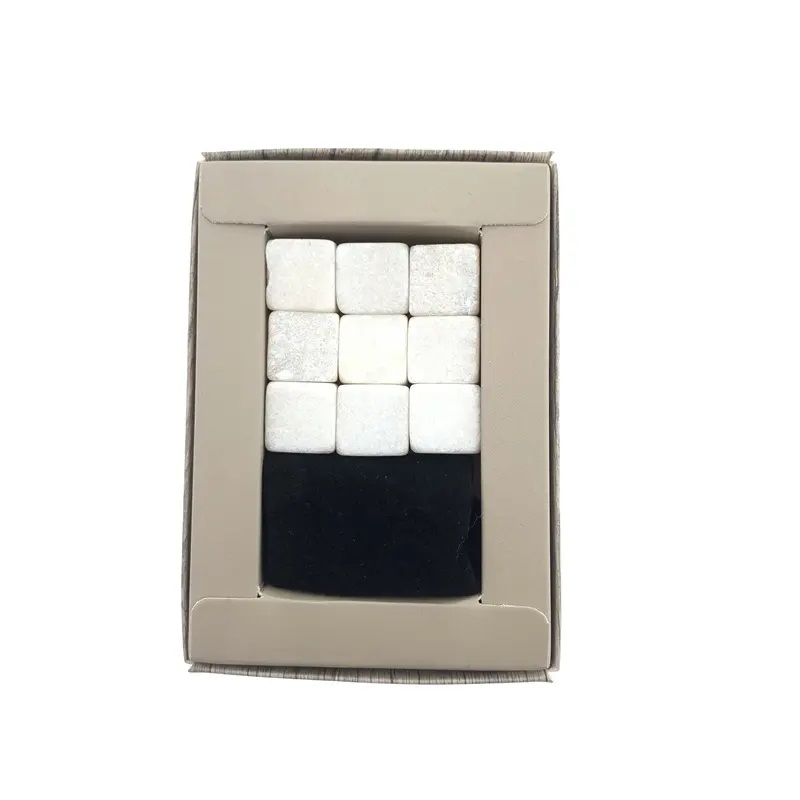 White Chilling Cubes with Paper Box