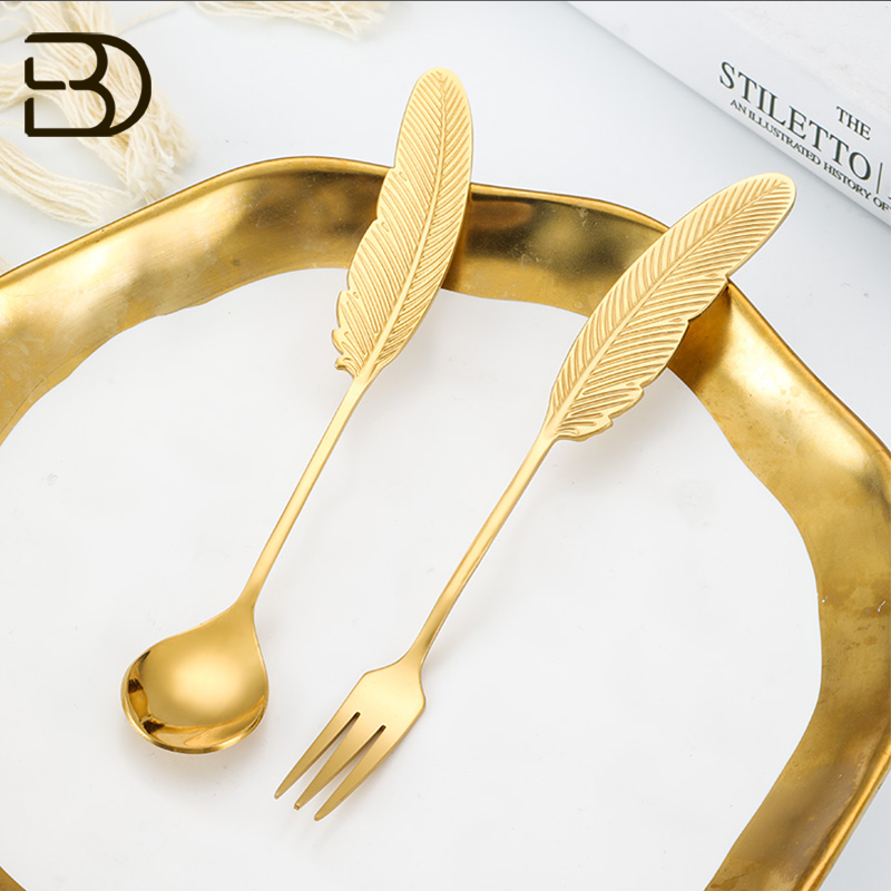 CJDQ74 Plume Coffee Flatware
